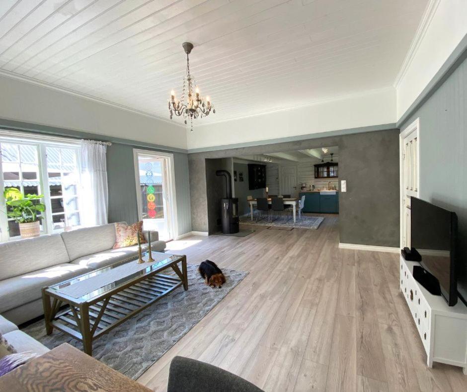 Dalen - Full House With Two Bedrooms, Patio, Garden And Central Location Exterior photo