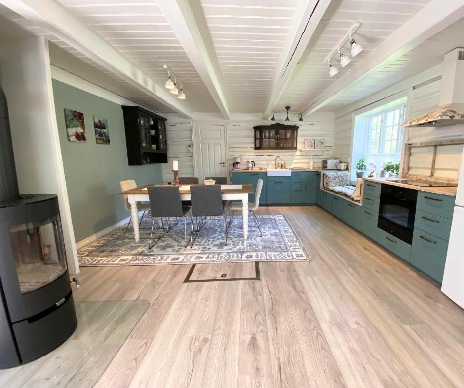 Dalen - Full House With Two Bedrooms, Patio, Garden And Central Location Exterior photo